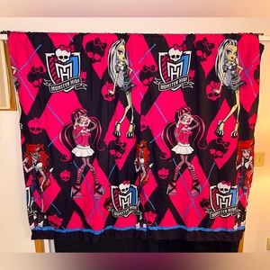 Set of 2 Mattel Monster High Curtain Panels 2013